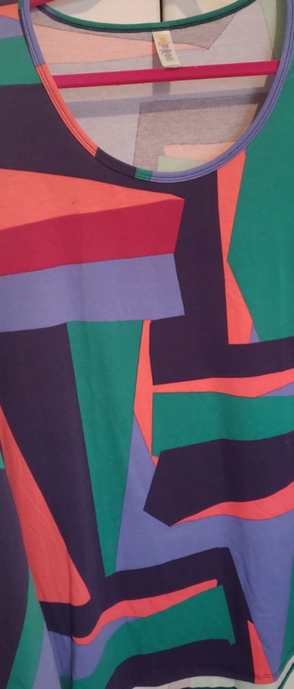 NWT LuLaRoe Perfect T